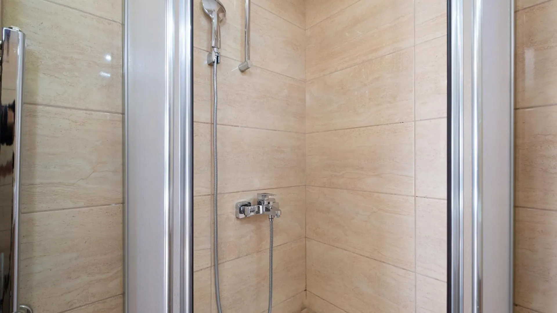 Lavin Hotels & Suites Istanbul Lägenhet